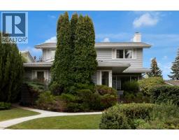 2711 Crawford Road NW Charleswood