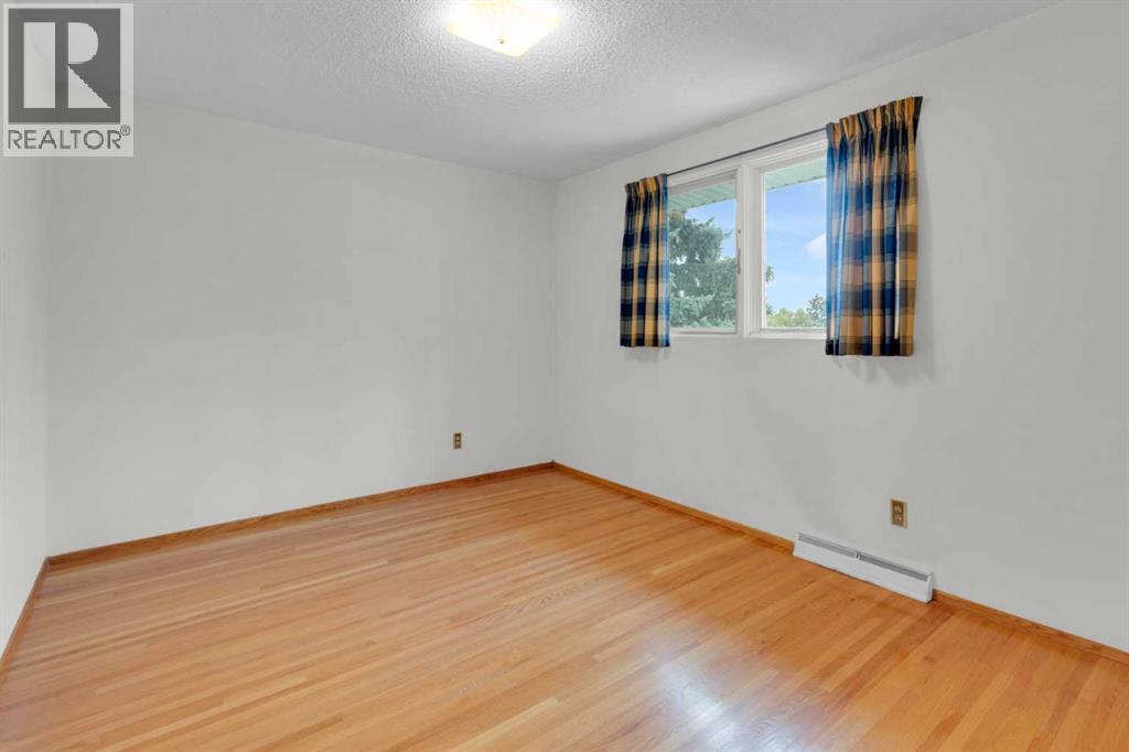 2711 Crawford Road Nw, Calgary, Alberta  T2L 1C9 - Photo 20 - A2254530
