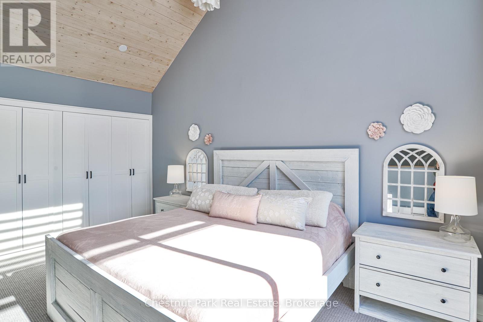 4 Turner Drive, Huntsville, Ontario  P1H 1A8 - Photo 17 - X12425458