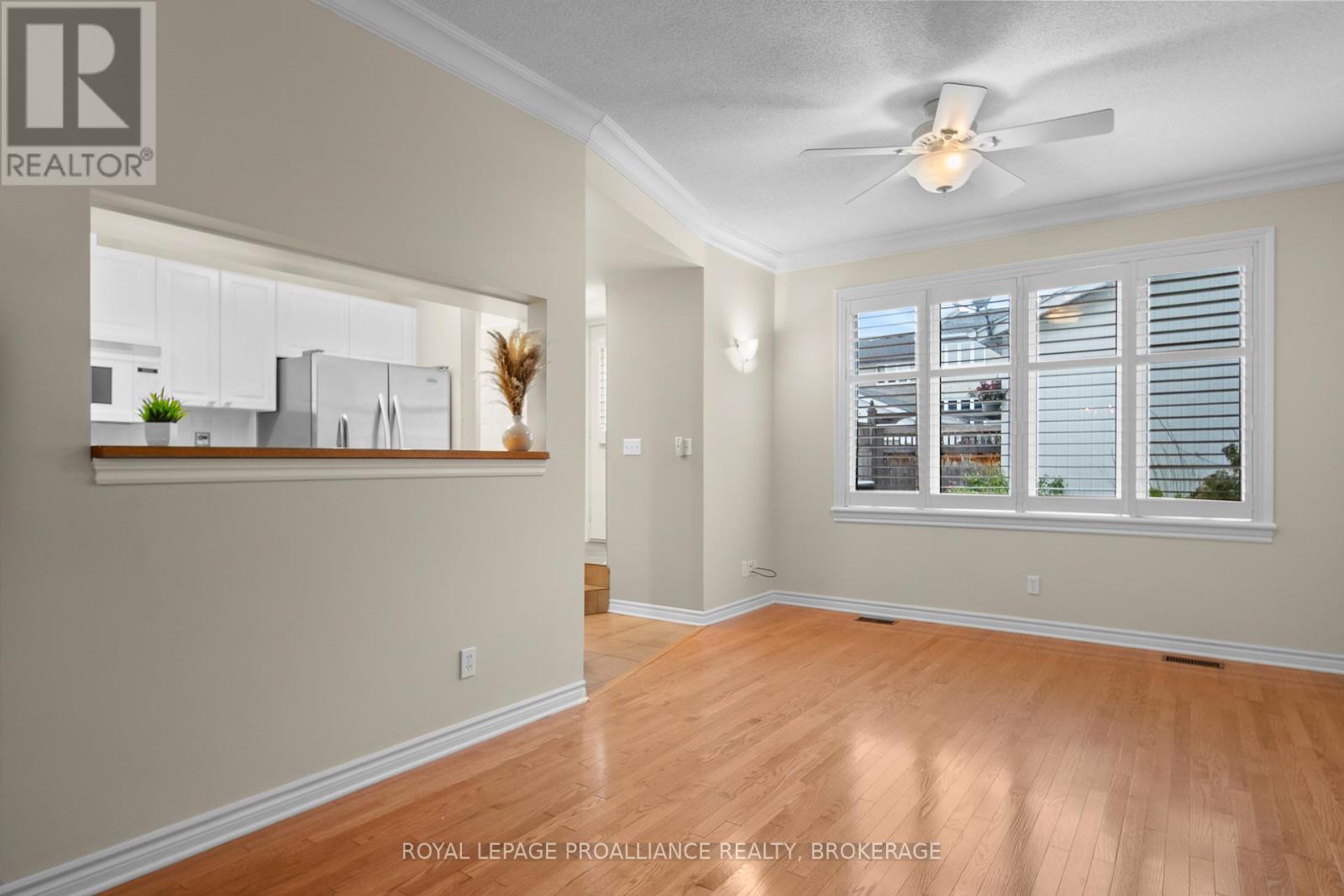 38 Yonge Street, Kingston, Ontario  K7M 1E3 - Photo 13 - X12425473