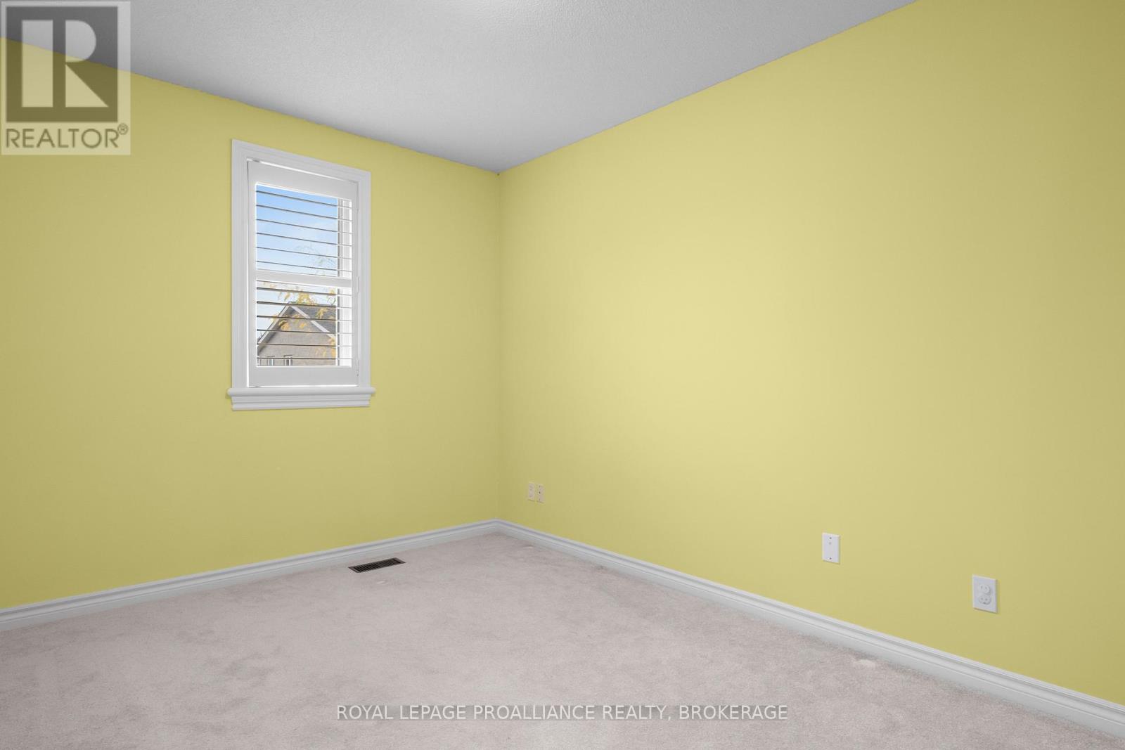 38 Yonge Street, Kingston, Ontario  K7M 1E3 - Photo 24 - X12425473
