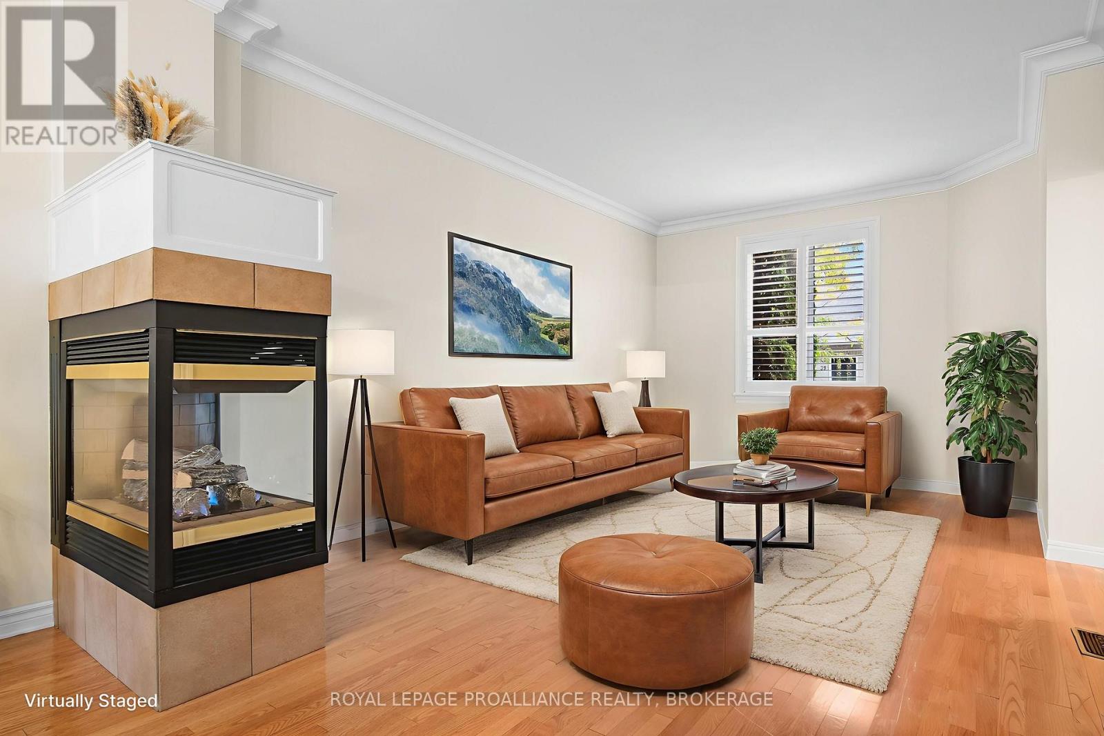 38 Yonge Street, Kingston, Ontario  K7M 1E3 - Photo 6 - X12425473
