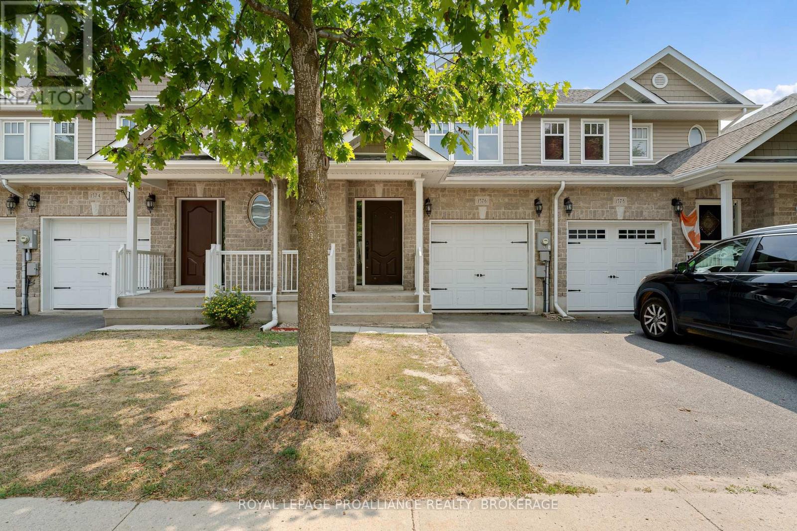 1576 Crimson Crescent, Kingston, Ontario  K7P 0J3 - Photo 1 - X12425475