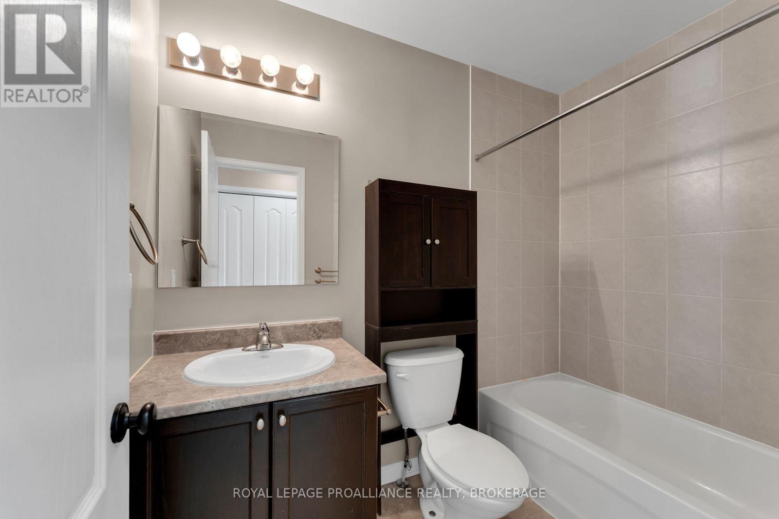 1576 Crimson Crescent, Kingston, Ontario  K7P 0J3 - Photo 19 - X12425475