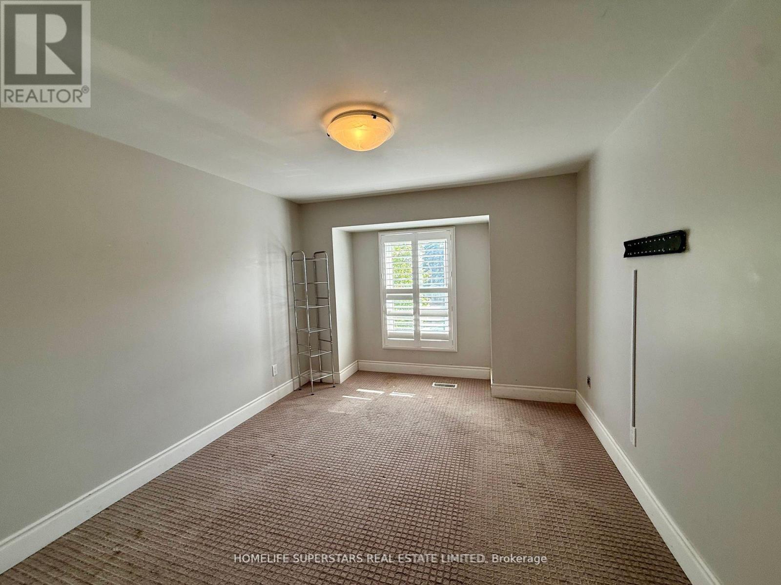 6 Farley Road, Brampton, Ontario  L6Y 2N9 - Photo 12 - W12425415