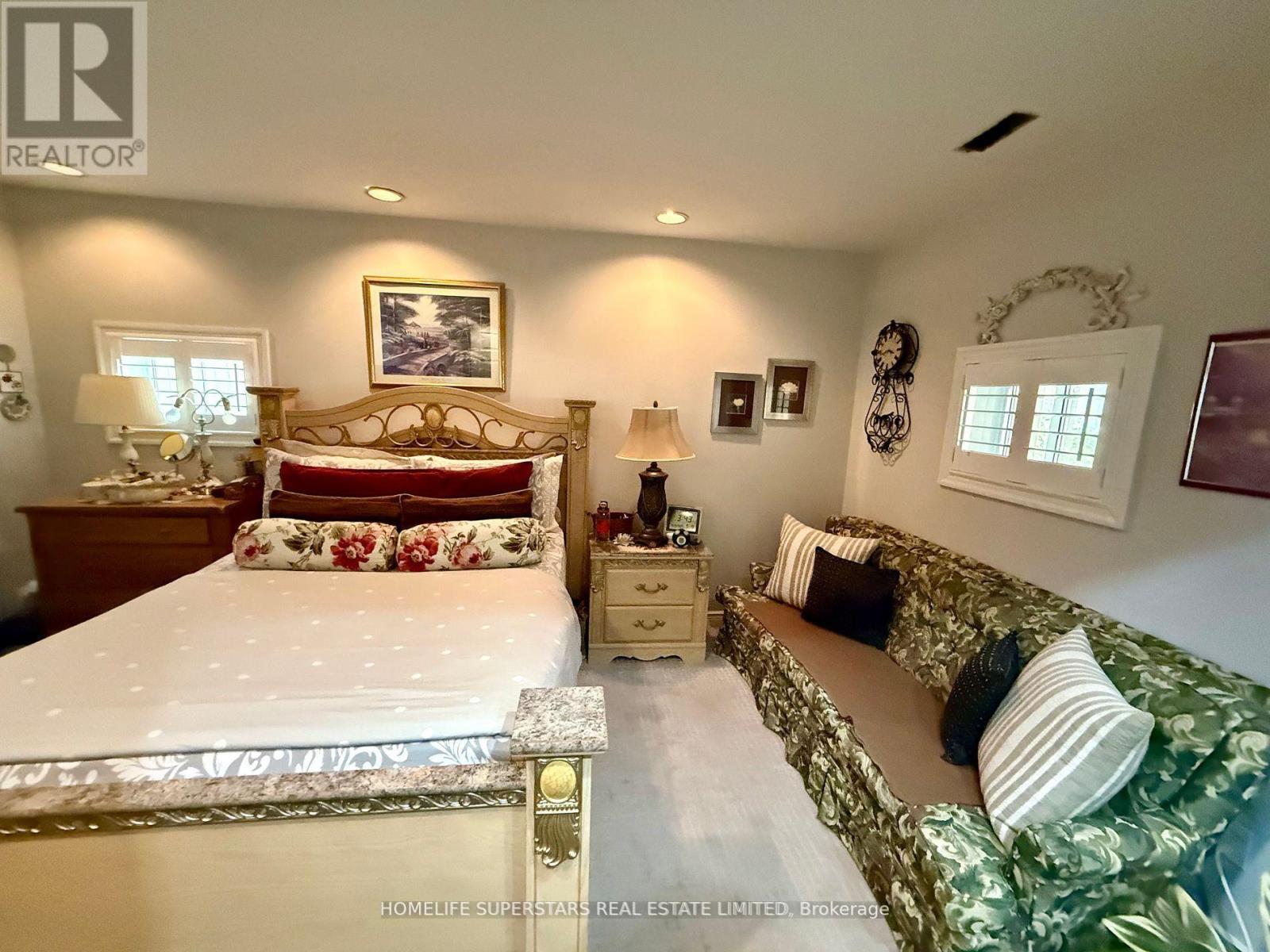 6 Farley Road, Brampton, Ontario  L6Y 2N9 - Photo 33 - W12425415