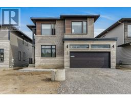 B - 802 NINAATIK PLACE, Ottawa, Ontario