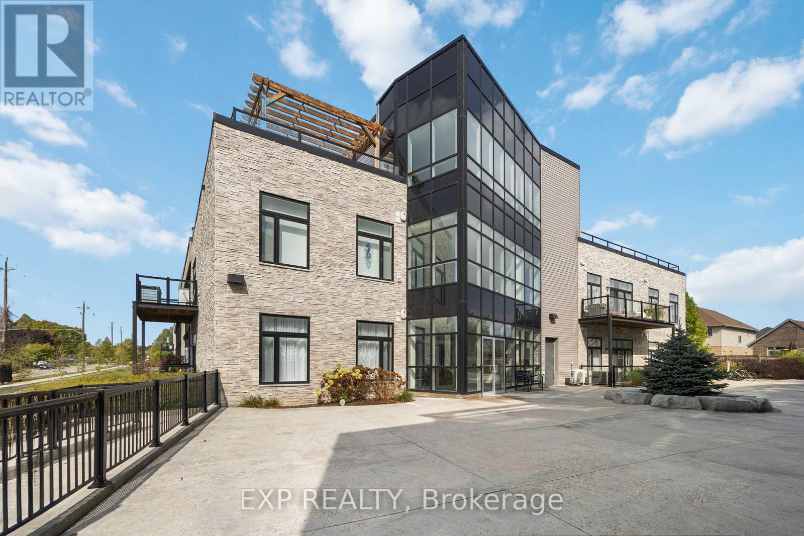 105a - 85 Morrell Street, Brant, Ontario  N3T 4J6 - Photo 4 - X12425437