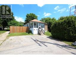 478 McCormick Boulevard, London East (East G), Ca