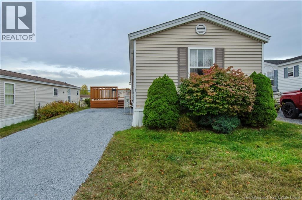 17 Quail Court, Saint John, New Brunswick  E2J 5A1 - Photo 3 - NB127301
