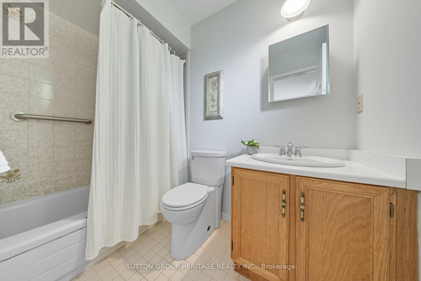 69 Spragg Circle, Markham, Ontario  L3P 5W4 - Photo 21 - N12421834