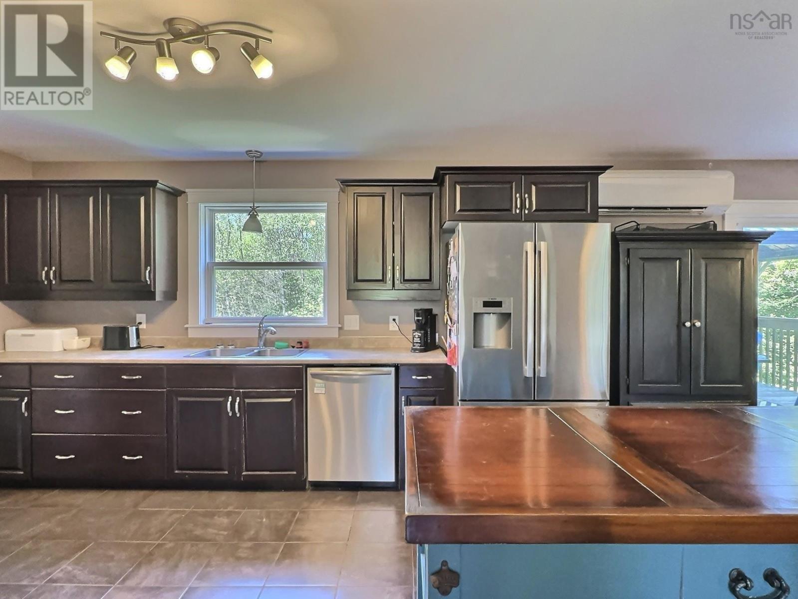 80 Burris Drive, Valley, Nova Scotia  B6L 3B6 - Photo 7 - 202512991