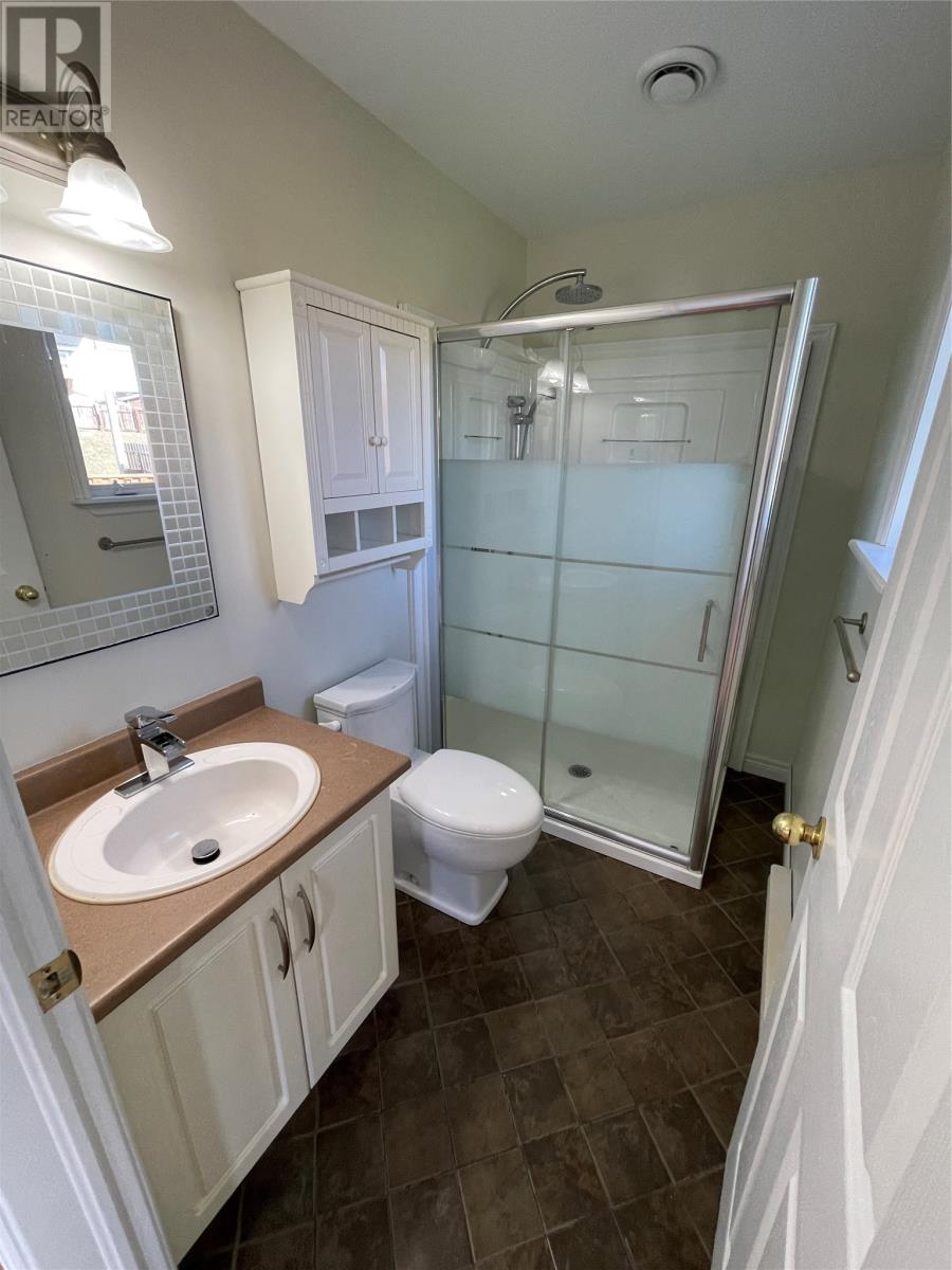 6 Tennyson Place, Paradise, Newfoundland & Labrador  A1L 1K7 - Photo 8 - 1290824