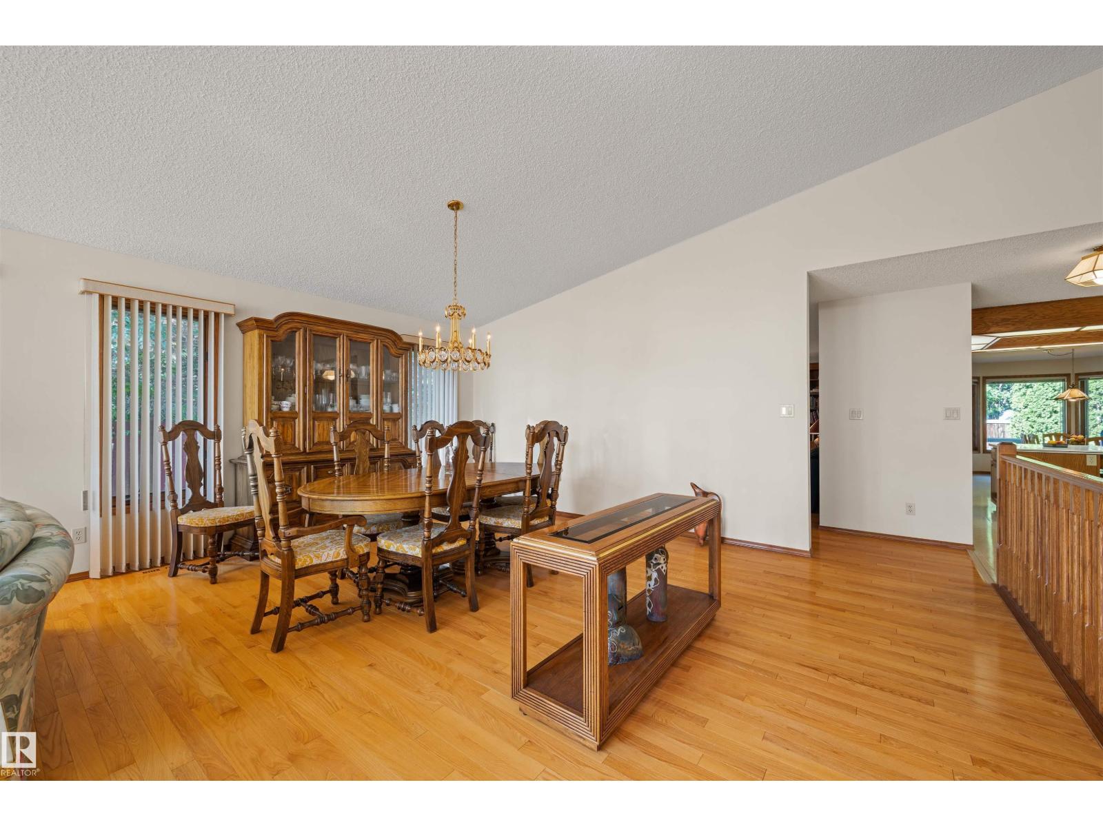 12412 28 Av Nw, Edmonton, Alberta  T6J 4E4 - Photo 11 - E4459368