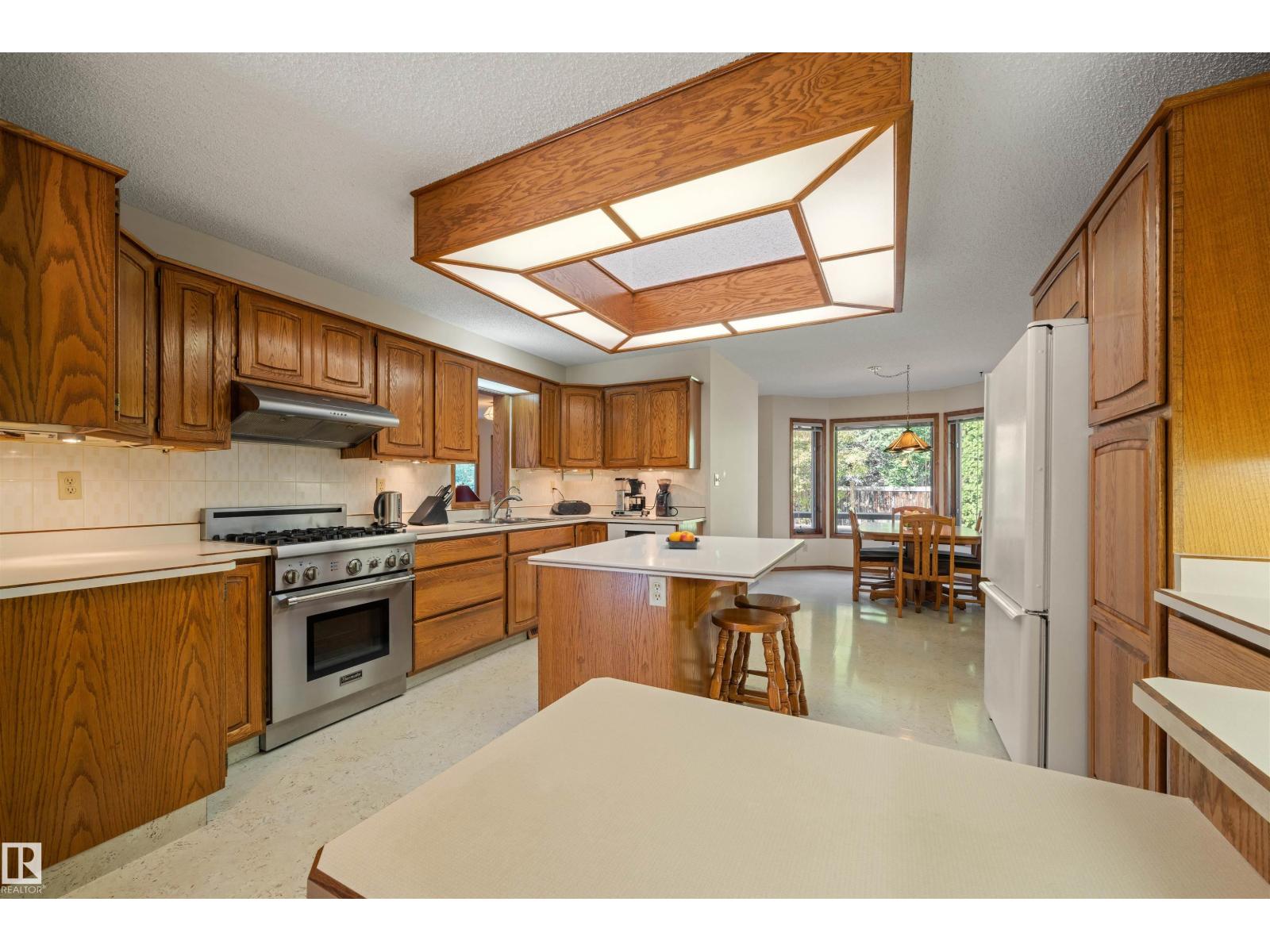 12412 28 Av Nw, Edmonton, Alberta  T6J 4E4 - Photo 17 - E4459368