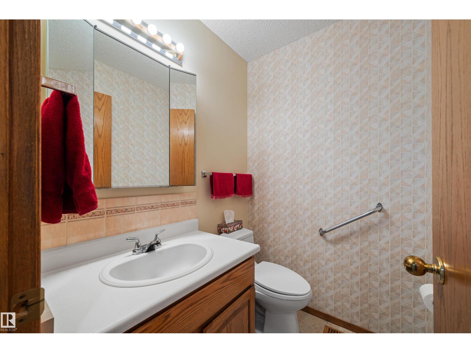 12412 28 Av Nw, Edmonton, Alberta  T6J 4E4 - Photo 22 - E4459368