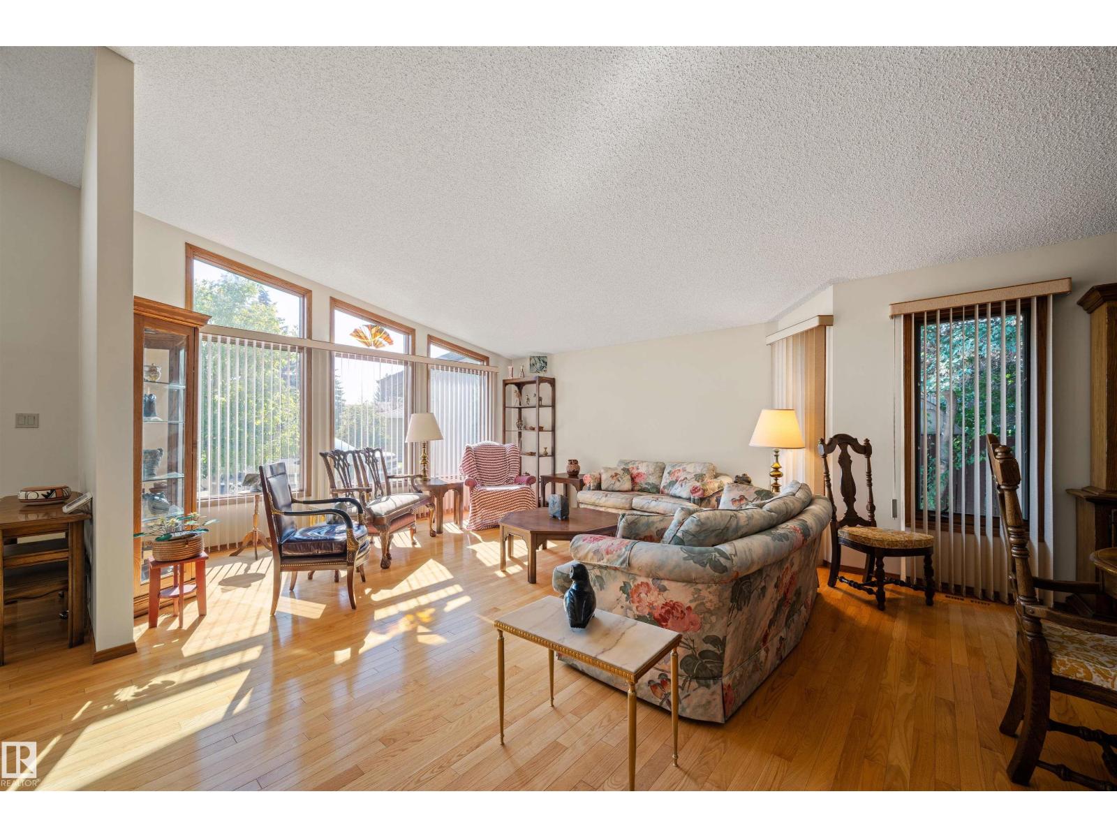 12412 28 Av Nw, Edmonton, Alberta  T6J 4E4 - Photo 7 - E4459368