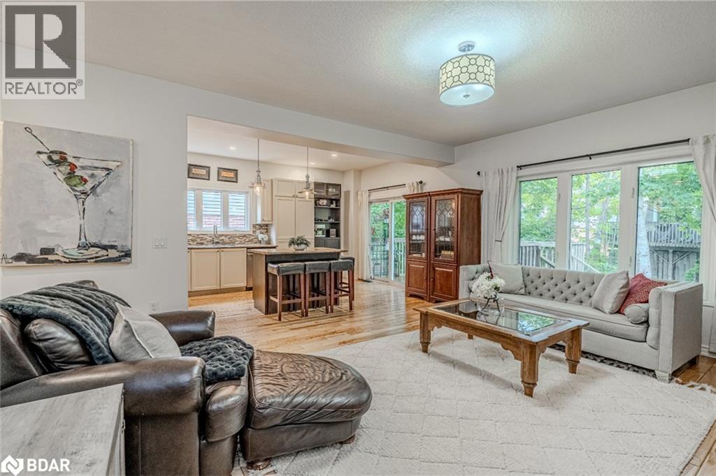 11 Oakmont Avenue, Horseshoe Valley, Ontario  L0L 2L0 - Photo 4 - 40773473