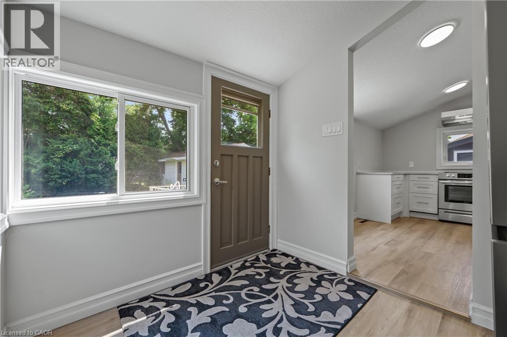 41 Chestnut Street, St. Thomas, Ontario  N5R 2A8 - Photo 11 - 40773201