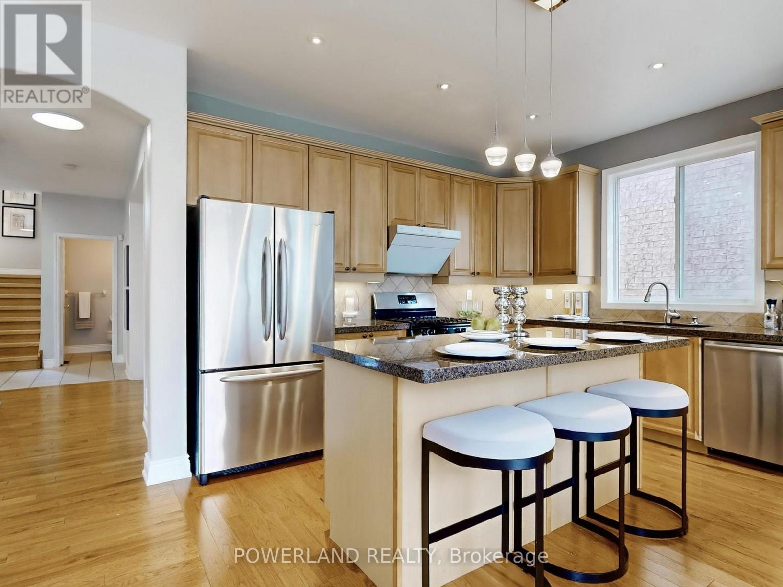 164 Worthington Avenue, Richmond Hill, Ontario  L4E 4N7 - Photo 17 - N12425469