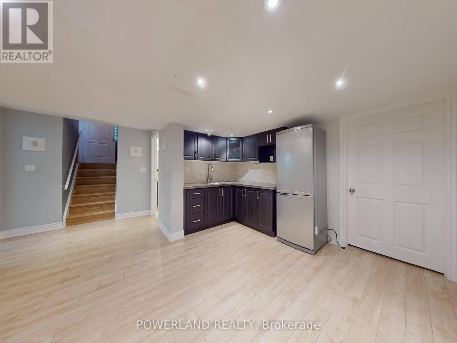 164 Worthington Avenue, Richmond Hill, Ontario  L4E 4N7 - Photo 44 - N12425469