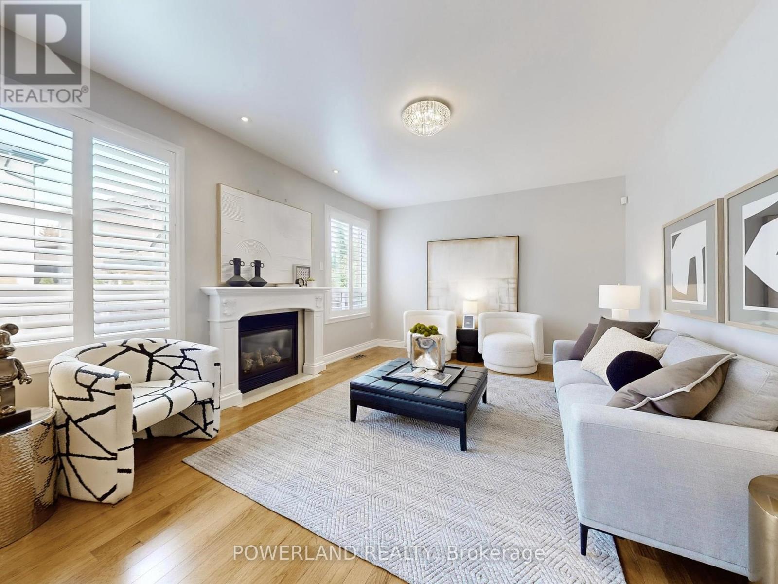 164 Worthington Avenue, Richmond Hill, Ontario  L4E 4N7 - Photo 5 - N12425469
