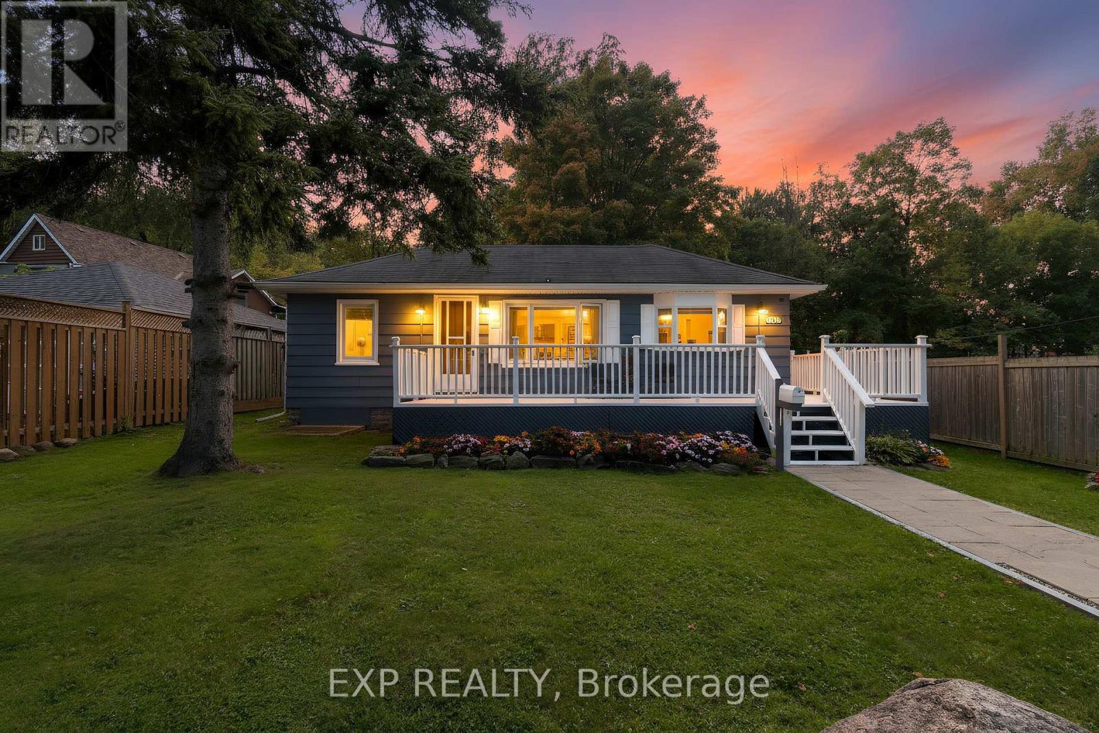 261 GLENWOODS AVENUE, Georgina, Ontario