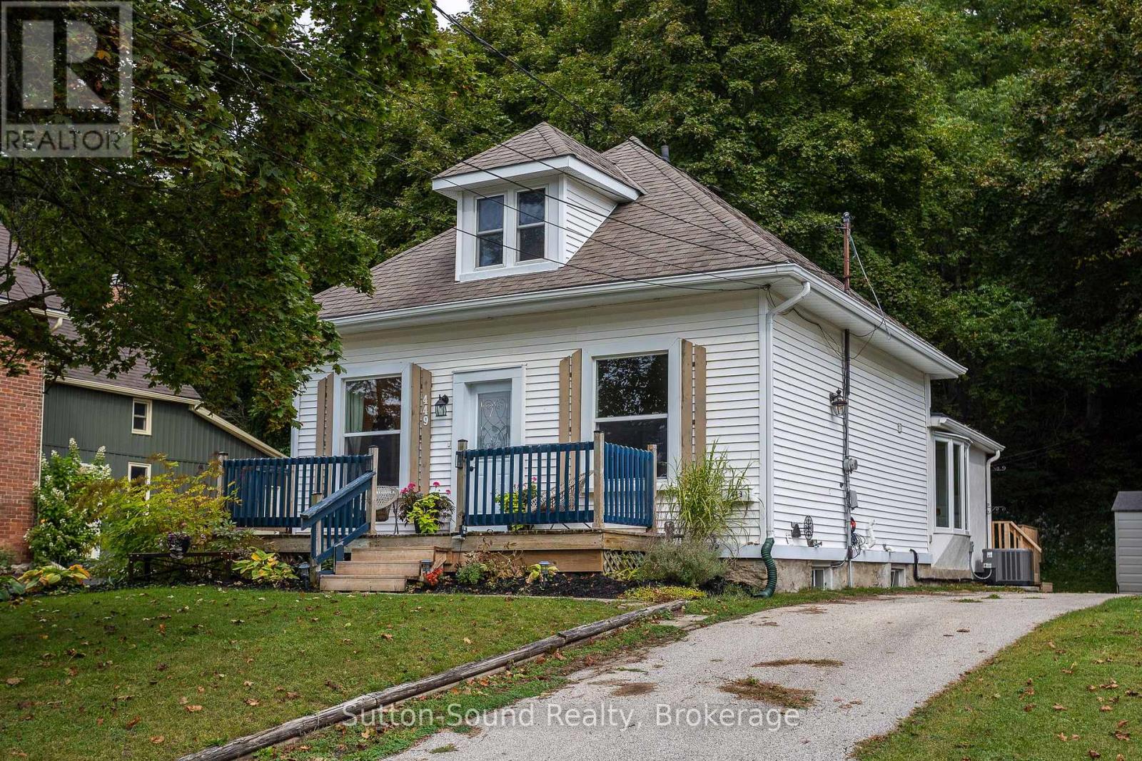 449 5th Avenue E, Owen Sound, Ontario  N4K 2R4 - Photo 1 - X12425492