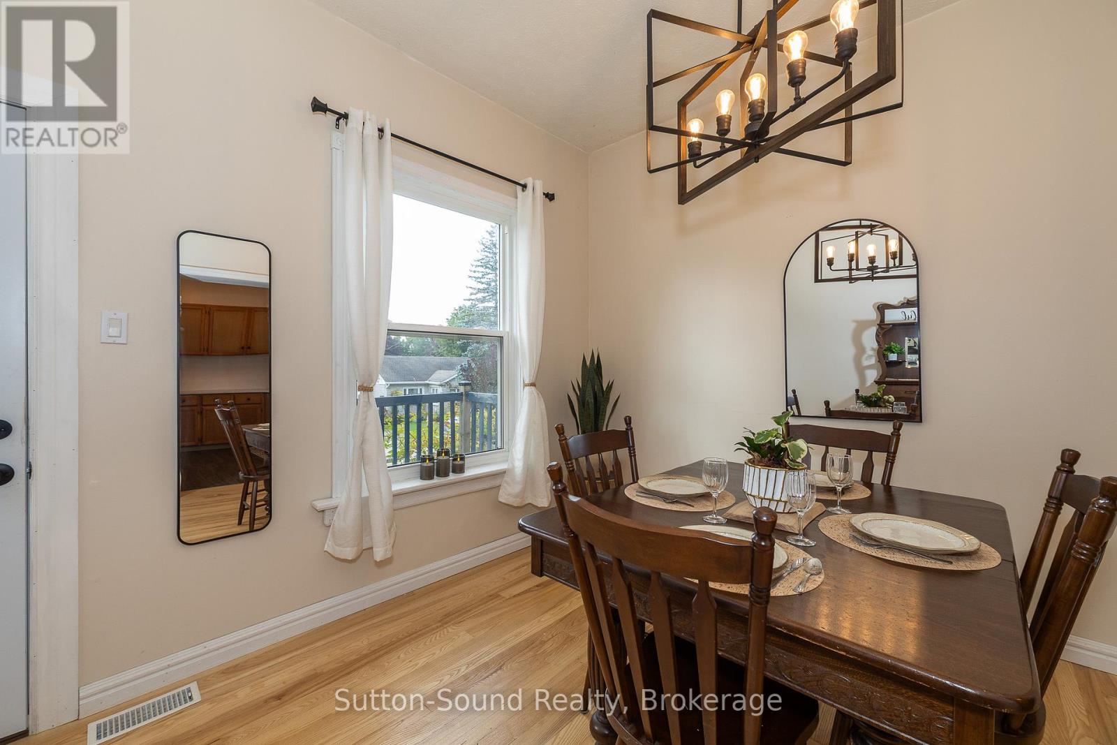 449 5th Avenue E, Owen Sound, Ontario  N4K 2R4 - Photo 10 - X12425492