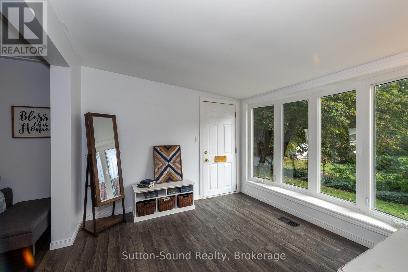 449 5th Avenue E, Owen Sound, Ontario  N4K 2R4 - Photo 18 - X12425492