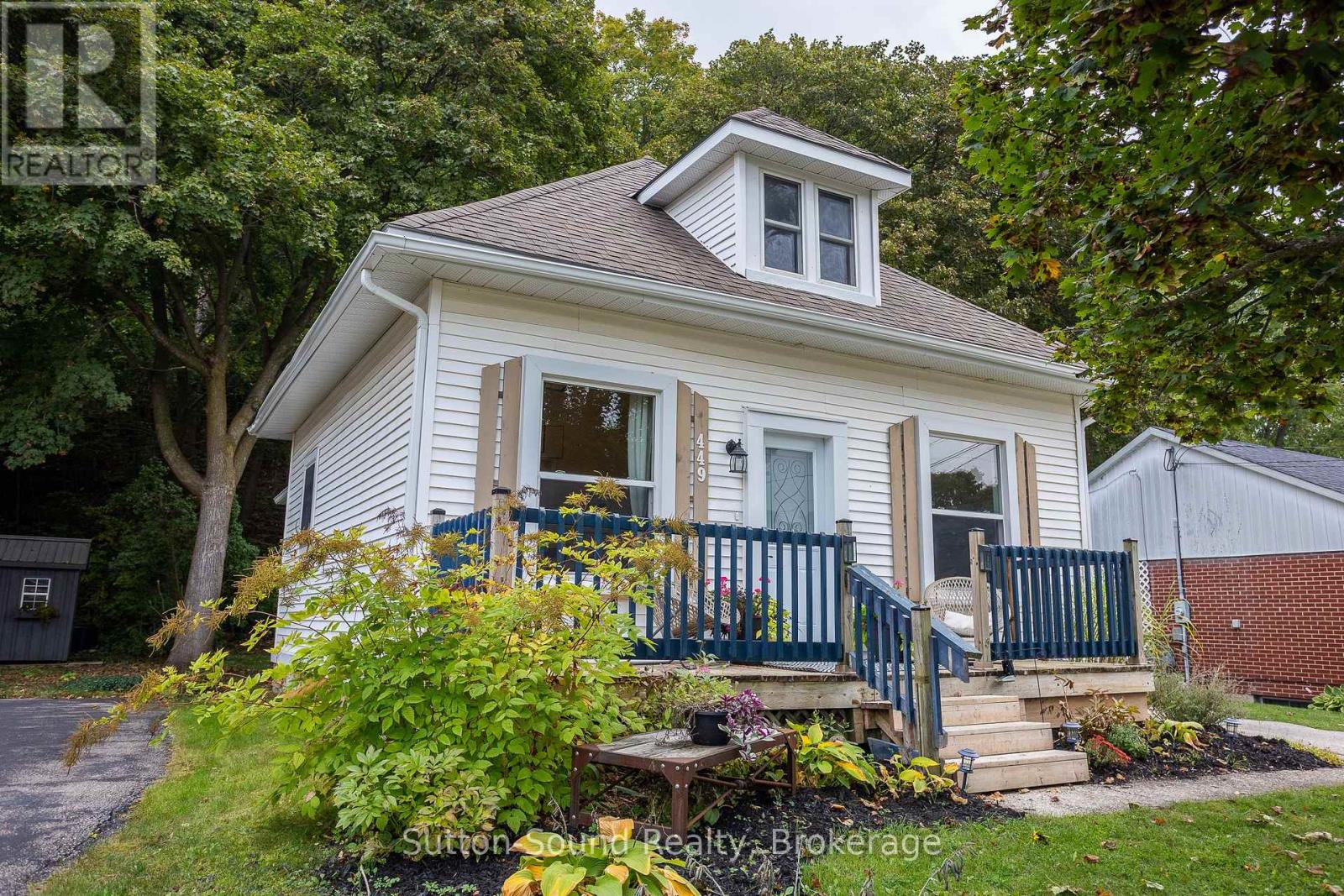 449 5th Avenue E, Owen Sound, Ontario  N4K 2R4 - Photo 2 - X12425492