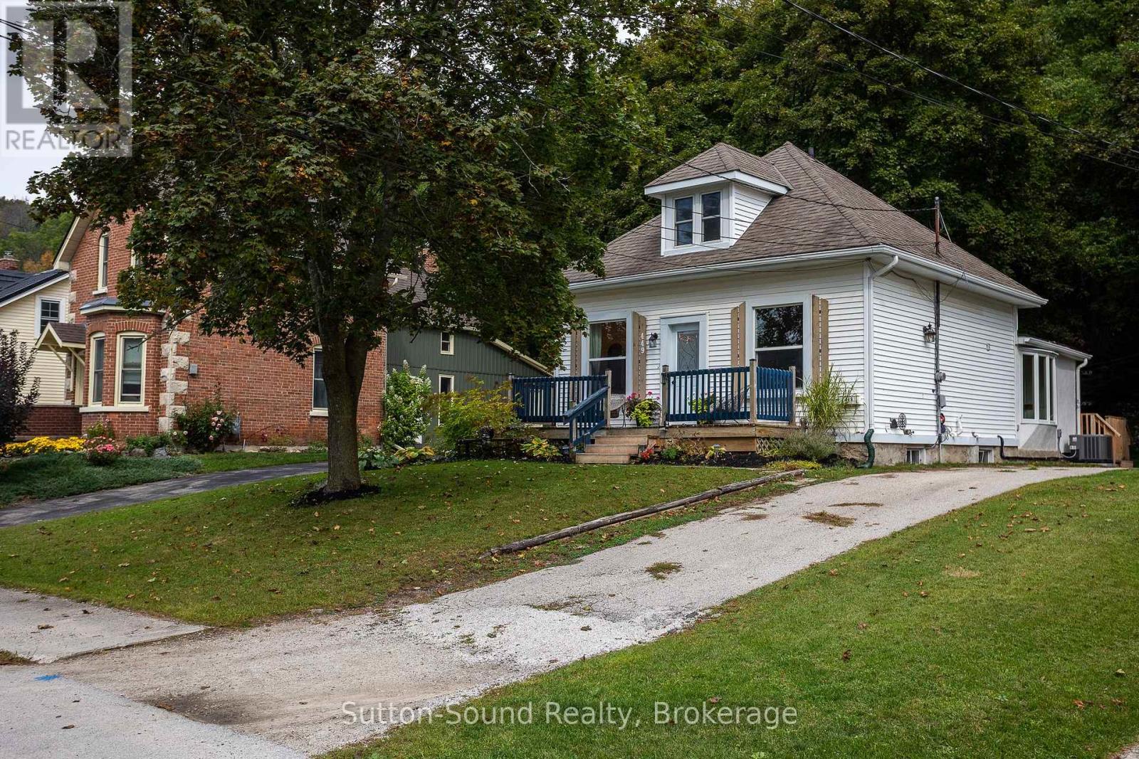 449 5th Avenue E, Owen Sound, Ontario  N4K 2R4 - Photo 3 - X12425492