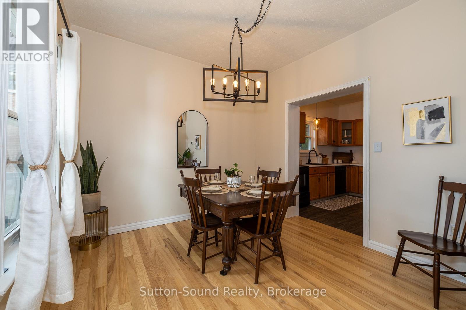 449 5th Avenue E, Owen Sound, Ontario  N4K 2R4 - Photo 9 - X12425492