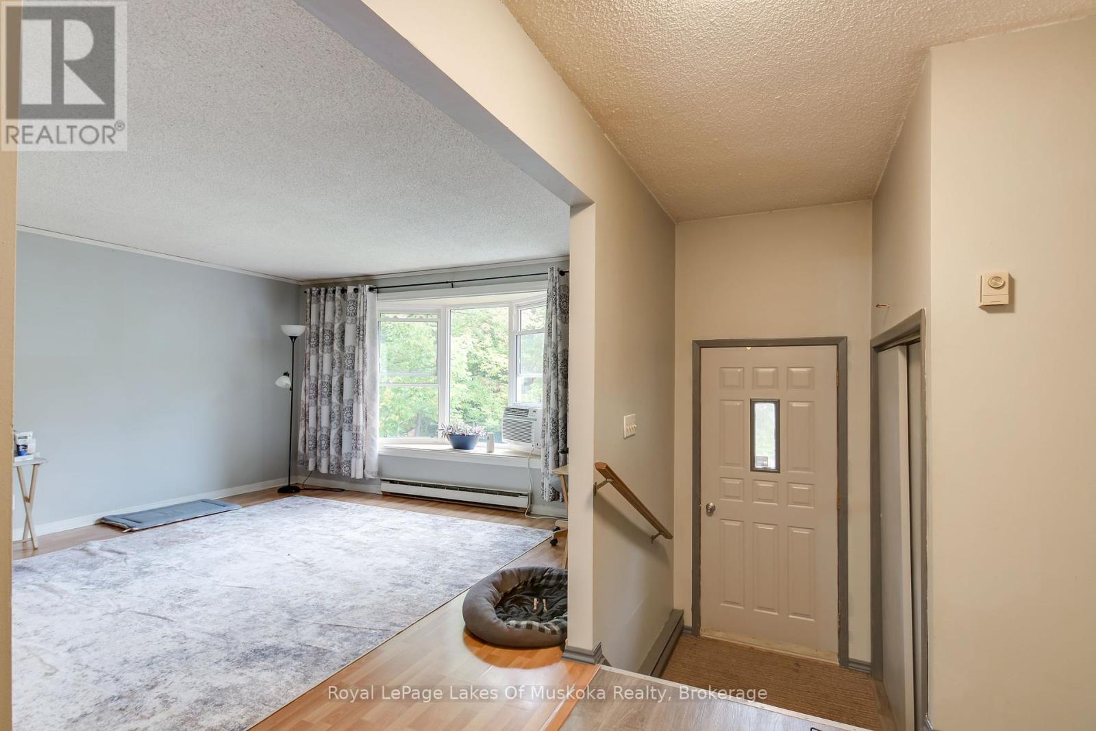 1010 Chown Road, Muskoka Lakes, Ontario  P0H 1H0 - Photo 9 - X12425498