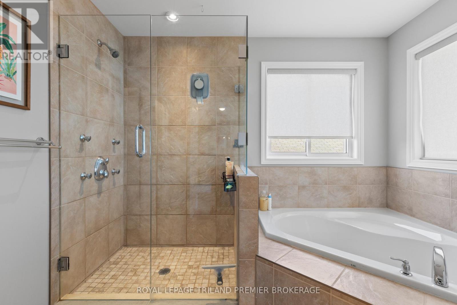 13 Kantor Court, St. Thomas, Ontario  N5R 0A1 - Photo 17 - X12425491