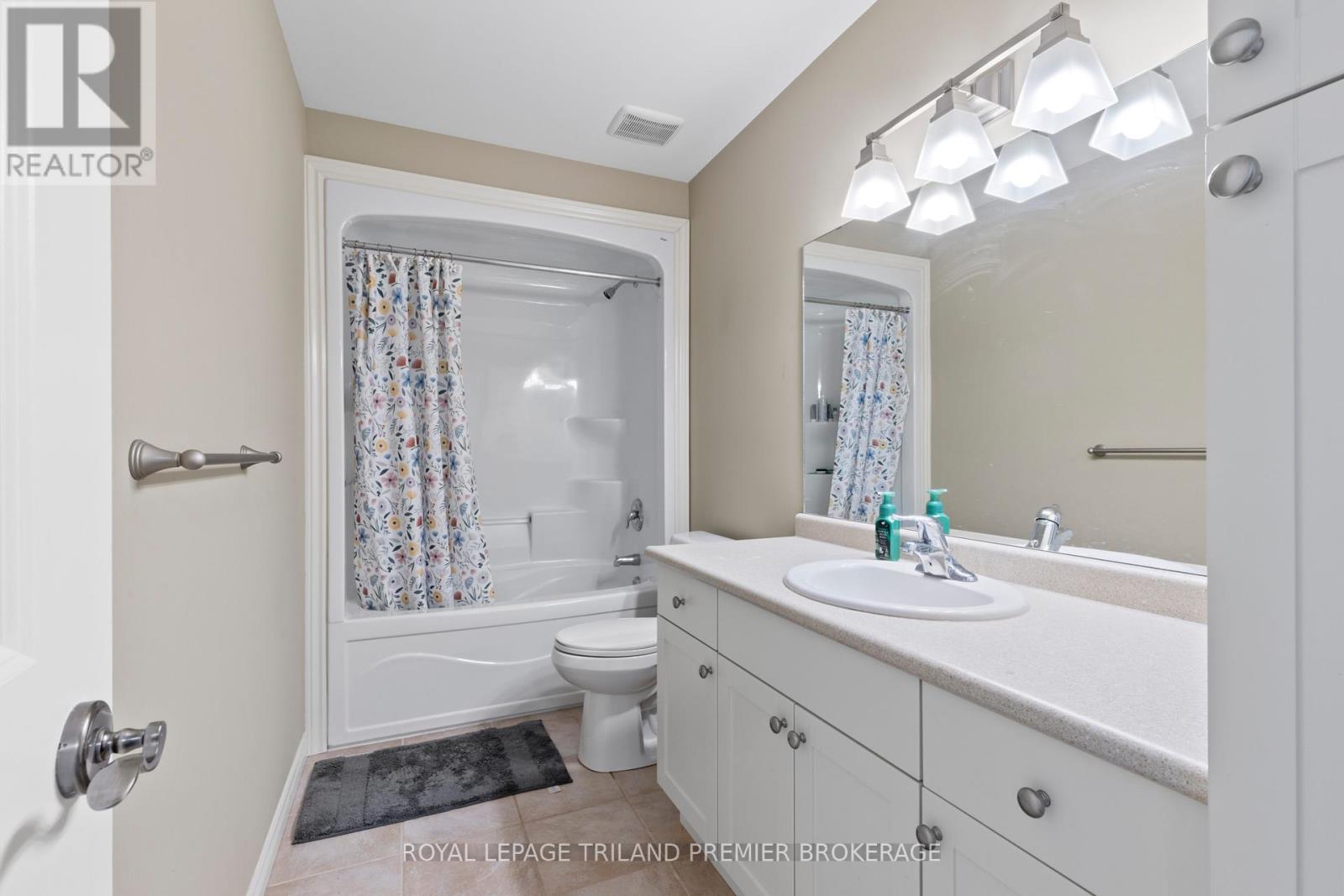 13 Kantor Court, St. Thomas, Ontario  N5R 0A1 - Photo 24 - X12425491