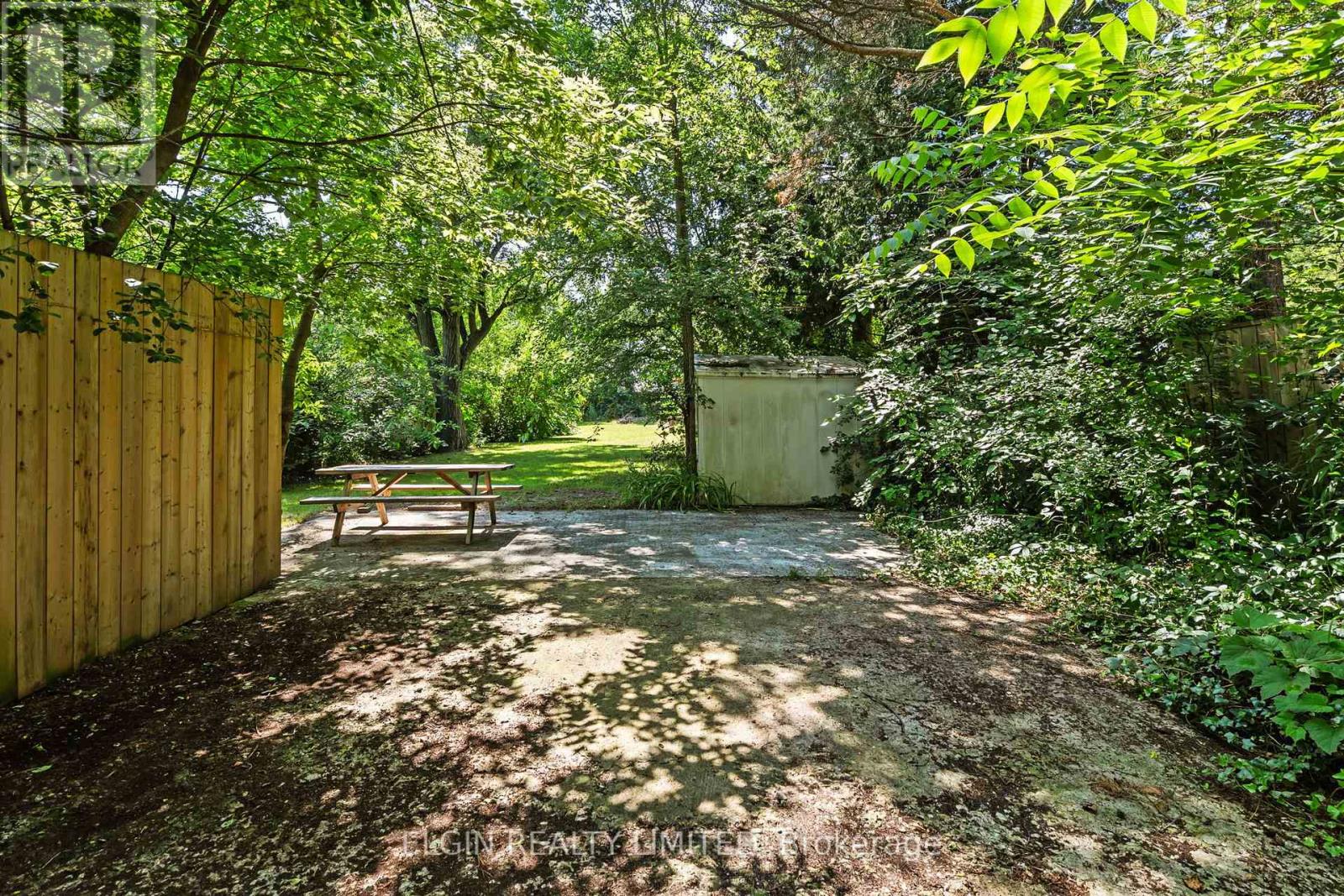 189 Emerson Avenue, London South, Ontario  N5Z 3L5 - Photo 35 - X12425524