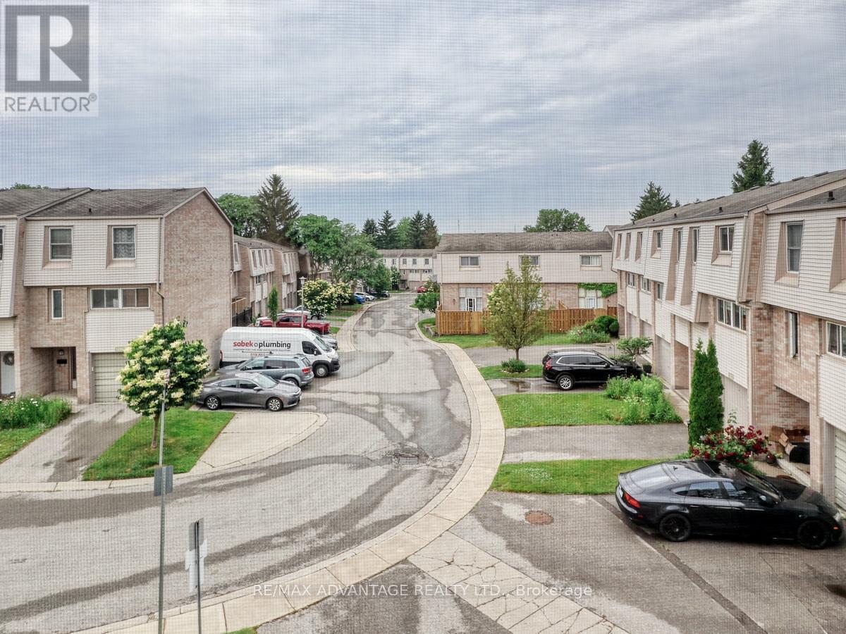 1214 Limberlost Road, London North, Ontario  N6G 3A5 - Photo 40 - X12425547