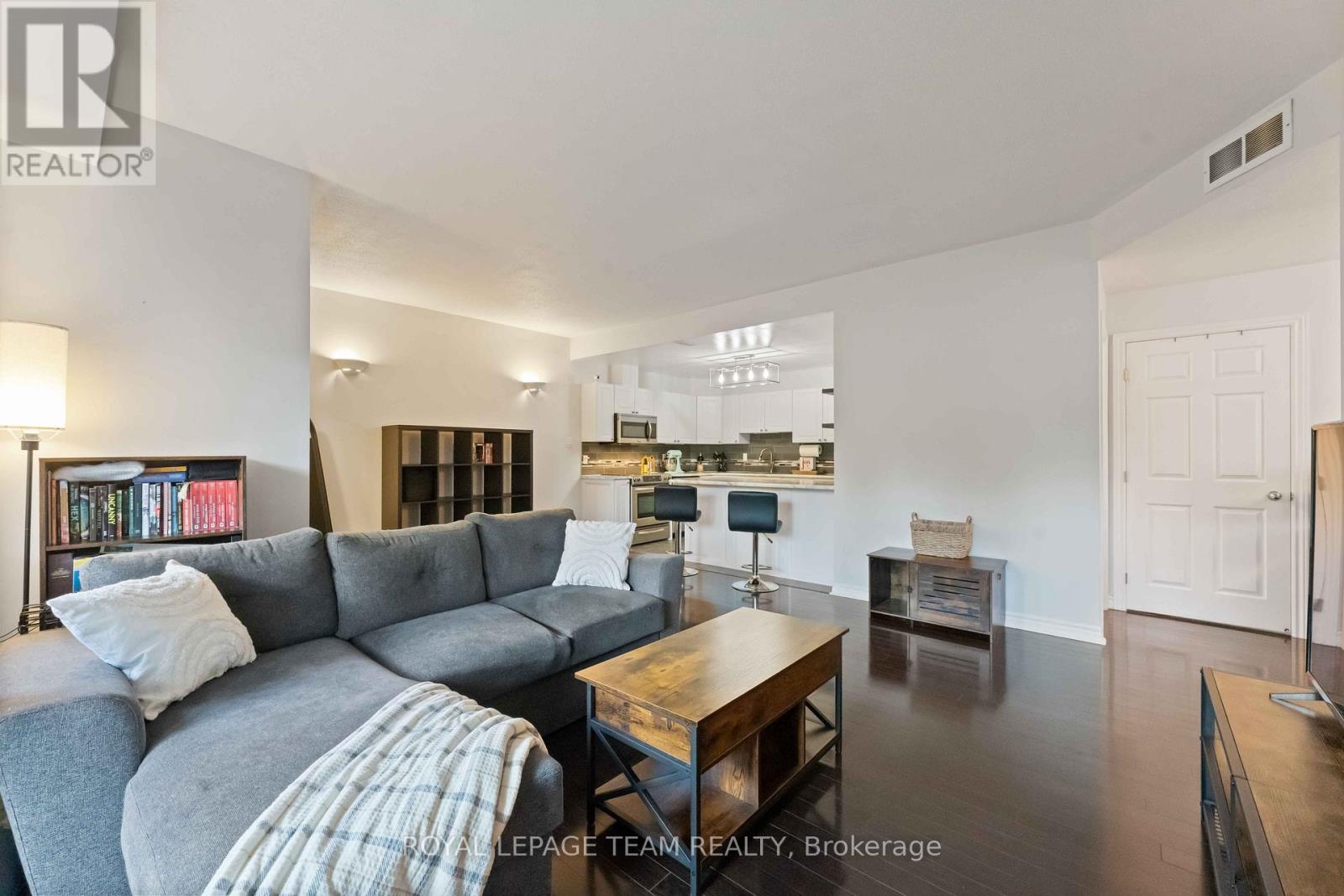 A - 97 Crestway Drive, Ottawa, Ontario  K2G 7C6 - Photo 10 - X12425518