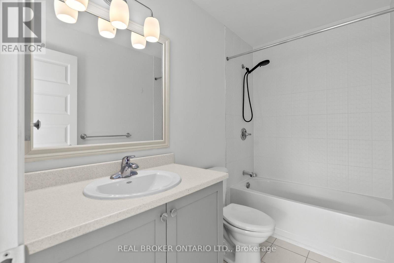 200 Garrity Crescent, Ottawa, Ontario  K2J 3T7 - Photo 30 - X12425523