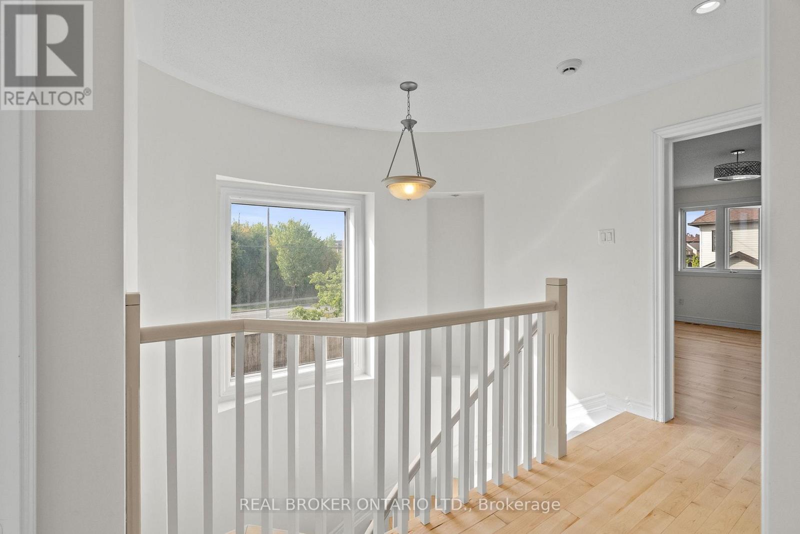 200 Garrity Crescent, Ottawa, Ontario  K2J 3T7 - Photo 31 - X12425523