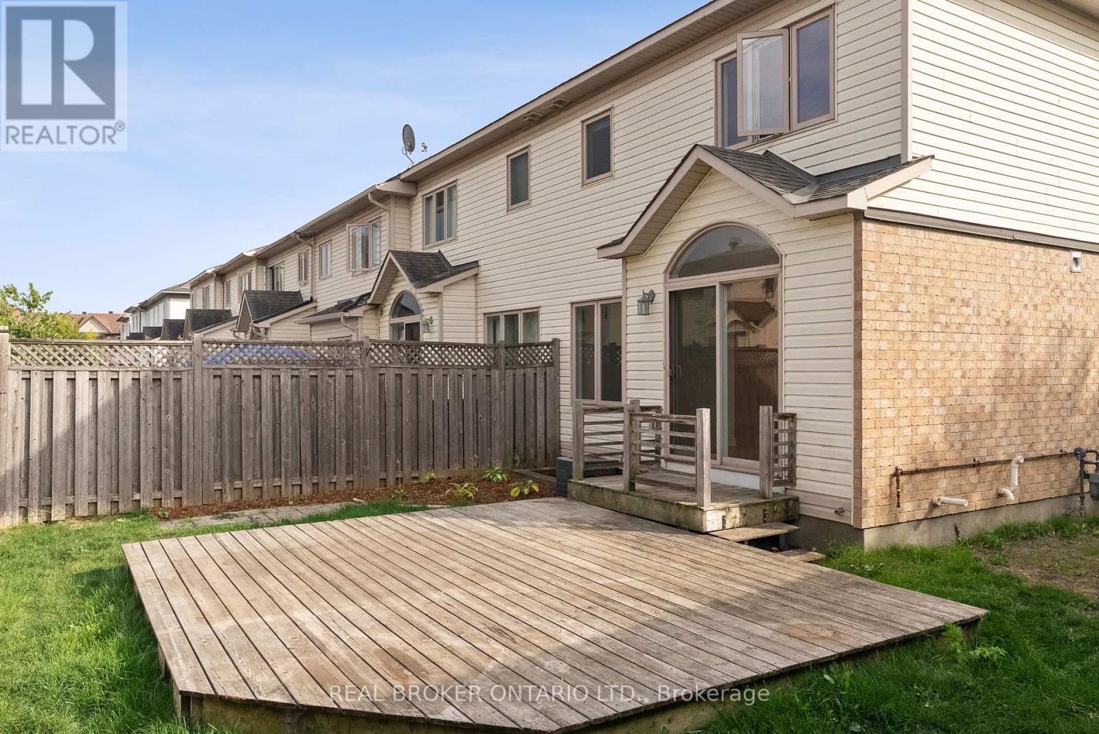 200 Garrity Crescent, Ottawa, Ontario  K2J 3T7 - Photo 41 - X12425523