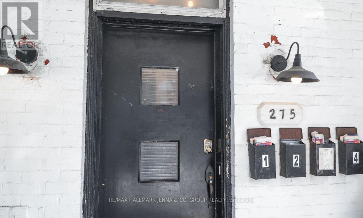 2 - 275 Bronson Avenue, Ottawa, Ontario  K1R 6H7 - Photo 2 - X12425525