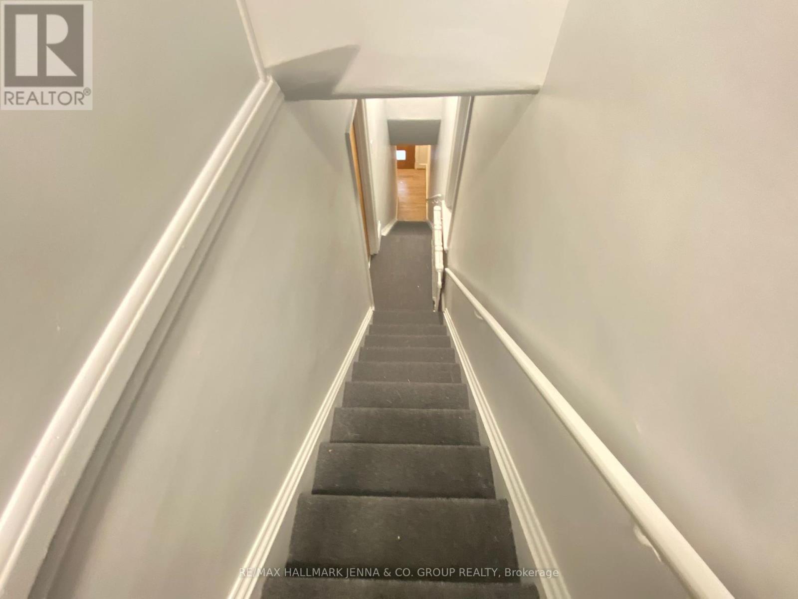 2 - 275 Bronson Avenue, Ottawa, Ontario  K1R 6H7 - Photo 3 - X12425525