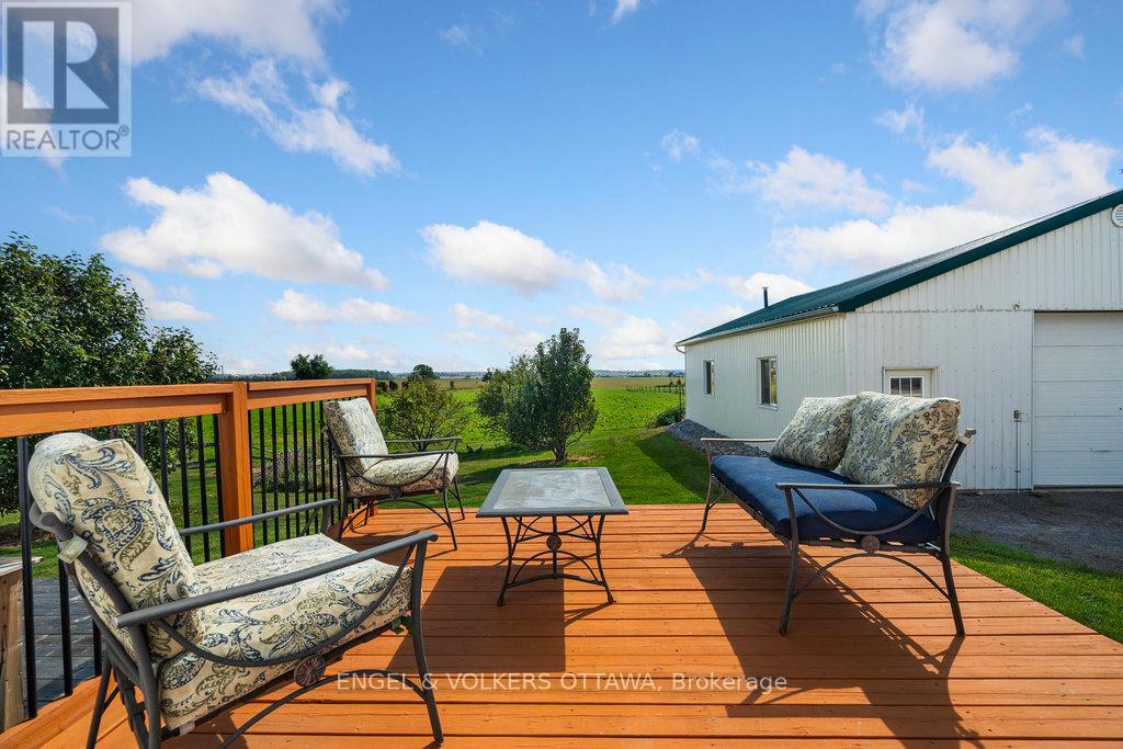 12420 Ormond Road, North Dundas, Ontario  K0C 2K0 - Photo 13 - X12425541