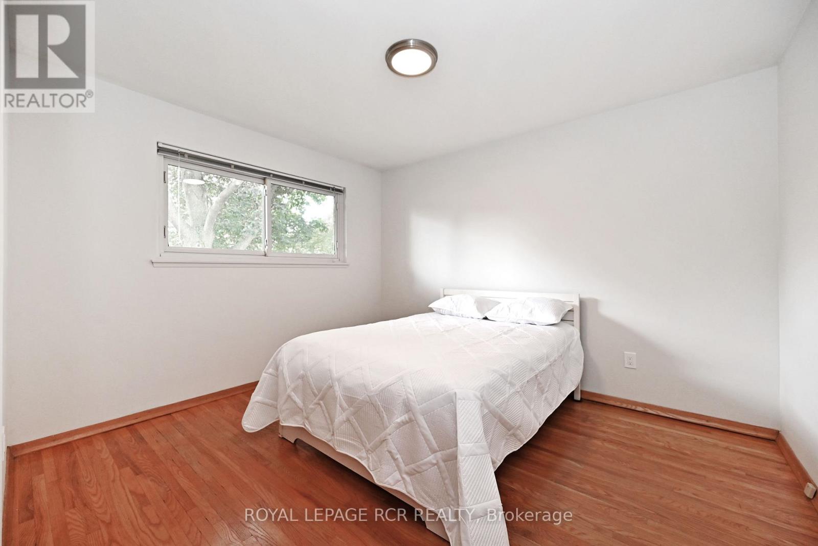 16 Cathedral Road, Brampton, Ontario  L6W 2N9 - Photo 31 - W12425455