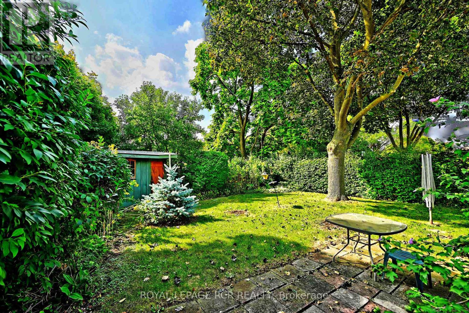 16 Cathedral Road, Brampton, Ontario  L6W 2N9 - Photo 45 - W12425455