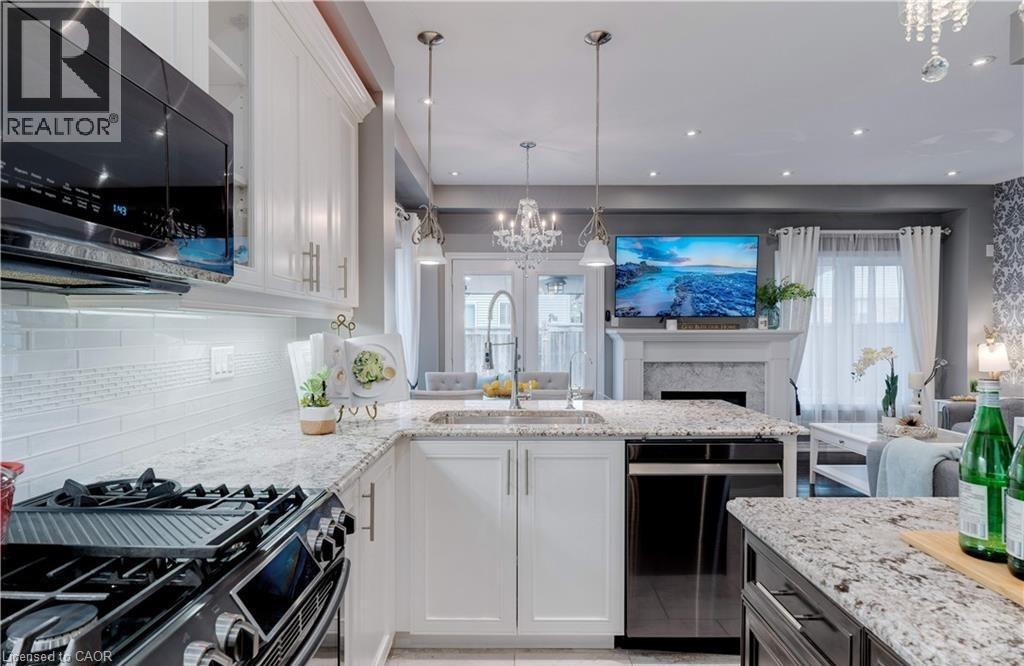 45 Royal Winter Drive Unit# 28, Binbrook, Ontario  L0R 1C0 - Photo 5 - 40772903