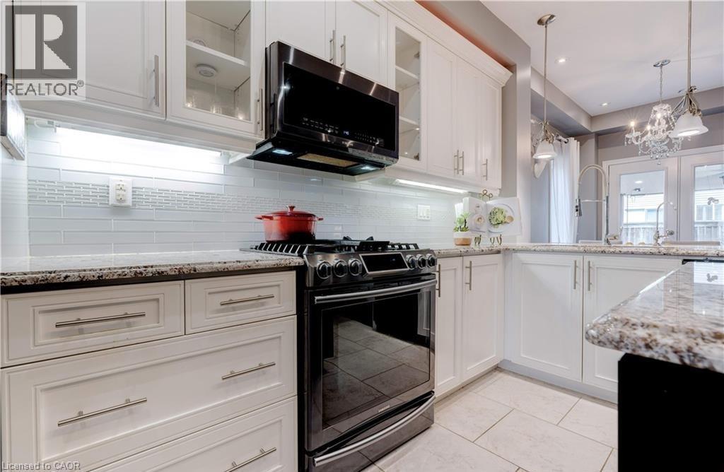45 Royal Winter Drive Unit# 28, Binbrook, Ontario  L0R 1C0 - Photo 8 - 40772903