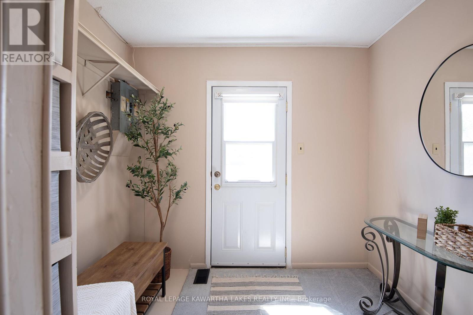85 Thomas Drive, Kawartha Lakes, Ontario  K0M 1N0 - Photo 5 - X12425531